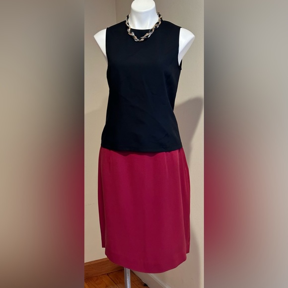 Jones New York Red Wine Knee Length Skirt Zipper On Side l Small Back Slit SZ 14 - Picture 2 of 11